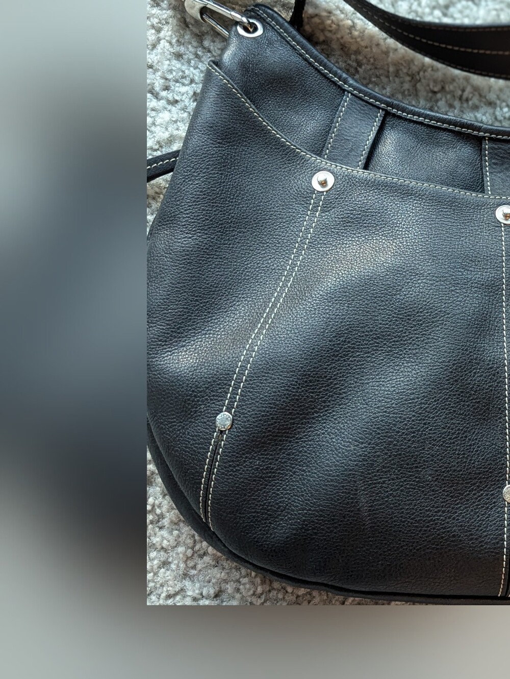 Longchamp Black Leather Hobo Bag – Broken Strap Hardware